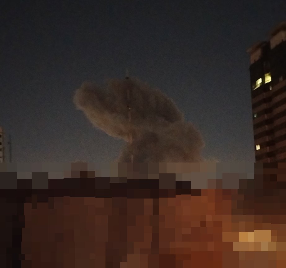 דווח על פיצוצים ליד שכונת פסטור במרכז טהראן, איראן.