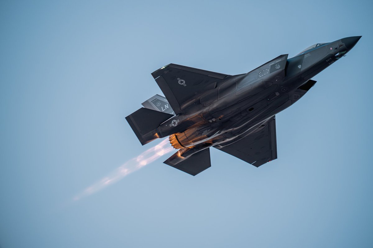 The U.S. Air Force continues to execute a high volume of airstrikes into Iran. The two most powerful air forces in the world (🇺🇸+🇮🇱) are dominating the skies over the world’s largest state sponsor of terror.