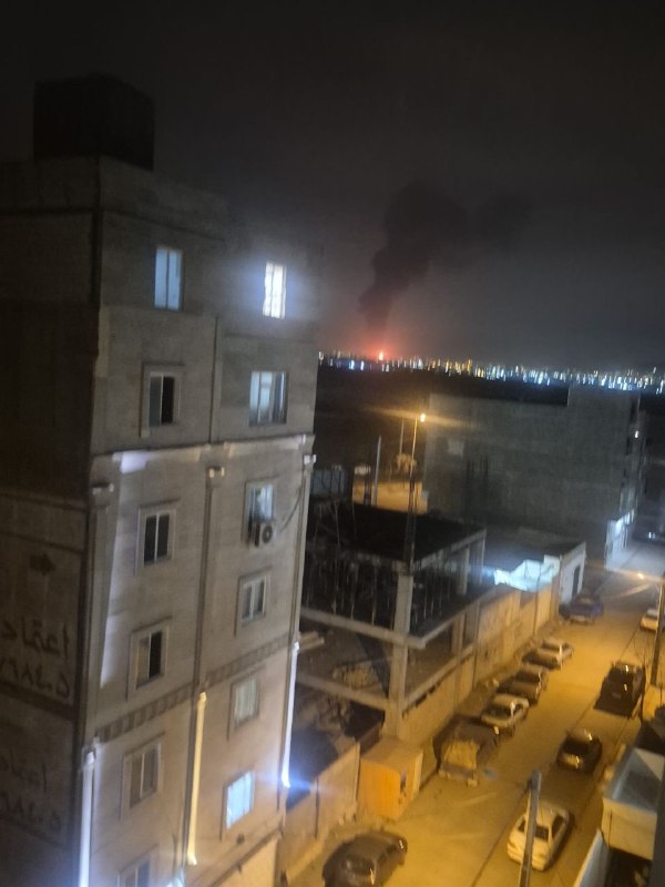 Tondgouyan Refinery has been targeted,
Baqer Shahr, south of Tehran,
#Tehran Province, #Iran 

(Media via @mamlekate)