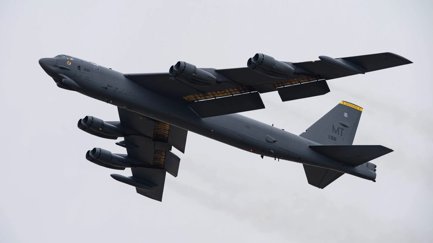 RAF Fairford - USAF Bombers ORBAT #FreeIran
--- Operation EPIC FURY ---
As of a short while ago, (and once the 3 diverted to Ramstein move to the UK), RAF Fairford will have the following US Air Force bomber aircraft available for #OperationEpicFury:
B-1B 85-0064 #AE6BD3 (DY) "Eliminator"
B-1B 85-0088 #AE6BE1 (DY) (No nickname identified)
B-1B 86-0107 #AE6BEF (WA) "Dragon Slayer"
B-1B 86-0140 #AE6C0B (DY) "Last Lance"
B-1B 86-0120 #AE6BFA (EL) "Whiskey Pete"
B-1B 86-0121 #AE6BFB (EL) "Symphony of Destruction"
B-1B 86-0139 #AE6C0A (EL) "Drifter"
B-1B 86-0108 #AE6BF0 (EL) "Aliens with Attitude"
B-52H 60-0023 #AE587C (MT) "Bomber Barons"
B-52H 60-0060 #AE5895 (MT) "Iron Butterfly"
B-52H 60-0007 #AE5871 (MT) "Guardians of the Upper Realm"
TOTAL: 11 bombers
(8x B-1B "Lancer", 3x B-52H "Stratofortress")
File photos via DVIDS site - not recent
@MATA_osint @ArmchairAdml @Andyyyyrrrr @TheIntelFrog @MilMonWorld @FaytuksNetwork @Osinttechnical @vcdgf555