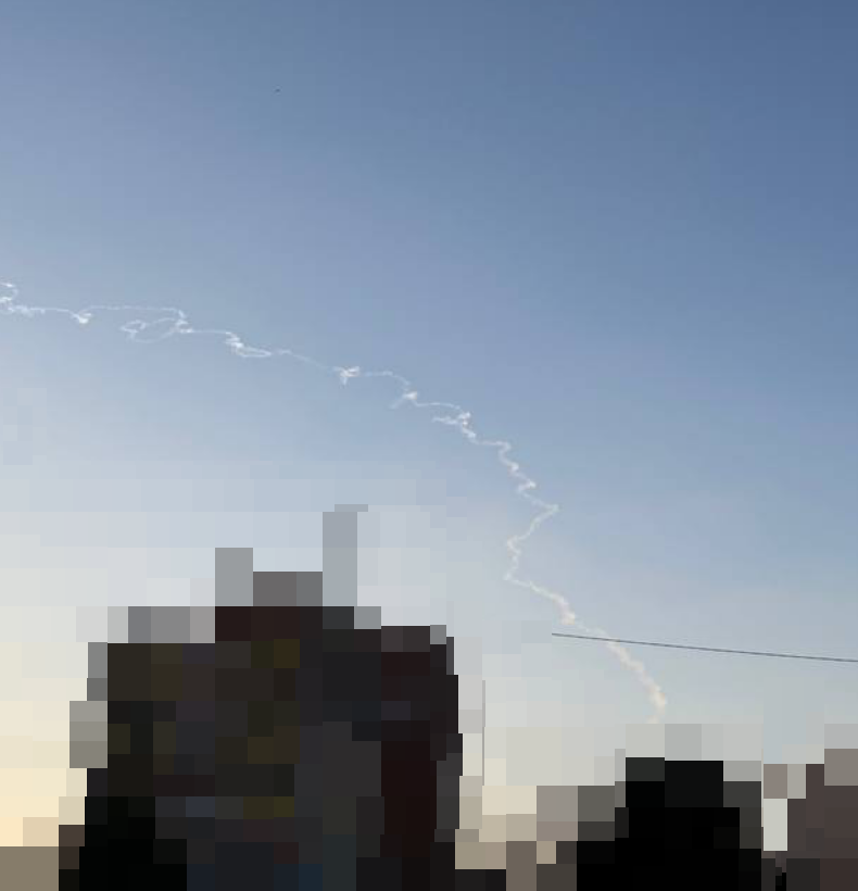 Irán lanzó un misil balístico hacia Israel desde la Base de Misiles Imam Alí en Jorramabad, provincia de Lorestán.