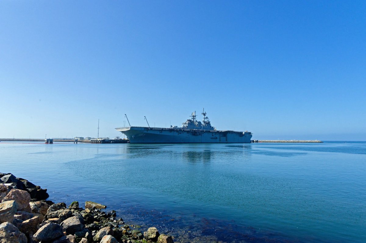 Retuiteado por @hey_itsmyturn de @USNINews: USS Tripoli, 31st MEU rumbo a Oriente Medio — USNI News…