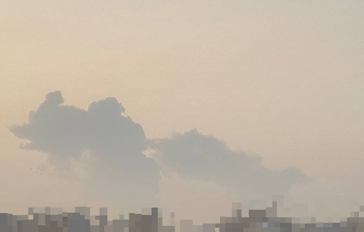 حداقل ۹ انفجار در اصفهان و ۳ انفجار در شاهین‌شهر، ایران در ساعت ۰۲۵۶ زولو در ۲۶ مه ۲۰۲۶ گزارش شده است.