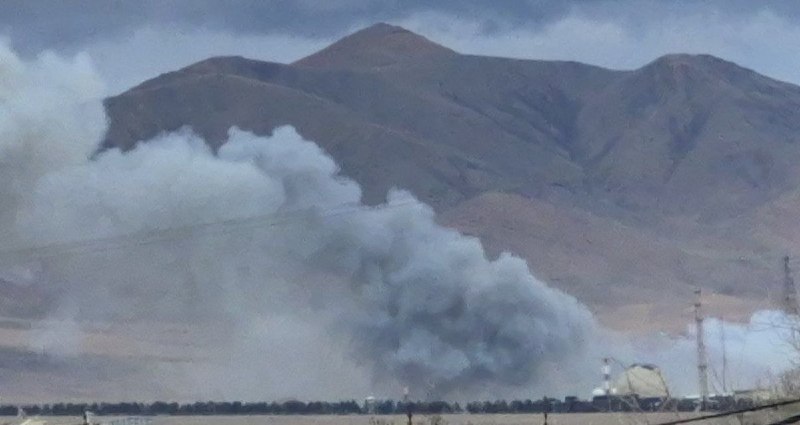 1420Z
From strikes on Arak Heavy Water Reactor Facility in Khandab
Markazi Province, #Iran
(Via @mamlekate)