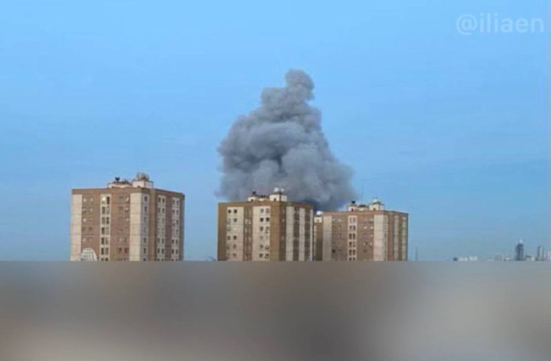Anteriormente a las 0220Z - Múltiples columnas de humo observadas cerca de las autopistas Babaei y Sayad, también en el área de Aqdasiyeh de Teherán. (Vía @iliahashemicom) Provincia de Teherán, #Irán