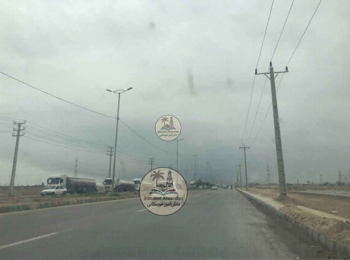 Funcionarios en Irán informan que no se detectó contaminación química después de los ataques aéreos en el Complejo Petroquímico de Mahshahr en la provincia de Juzestán.