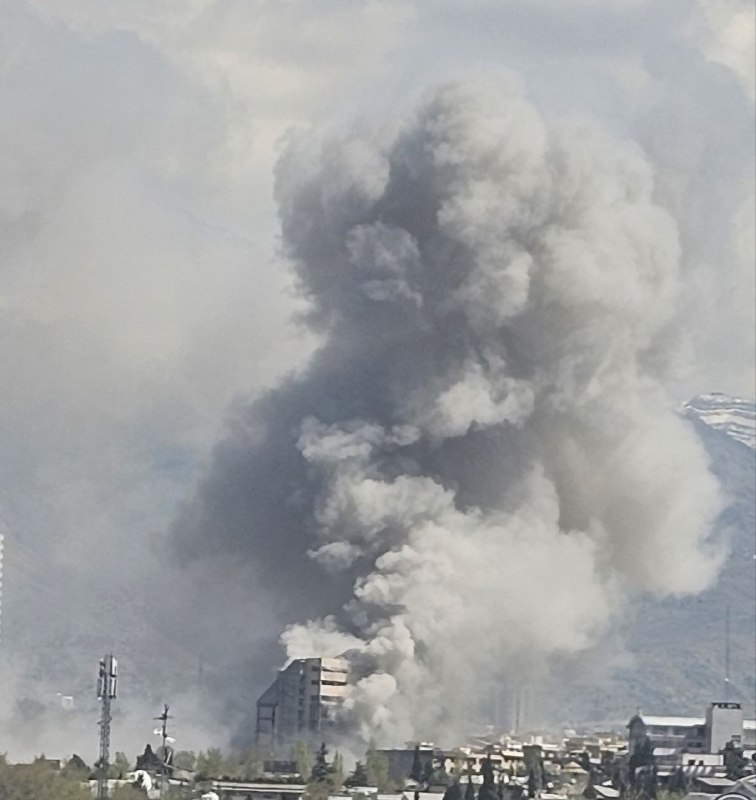 A location report from Shahrak E Gharb in northwestern Tehran.