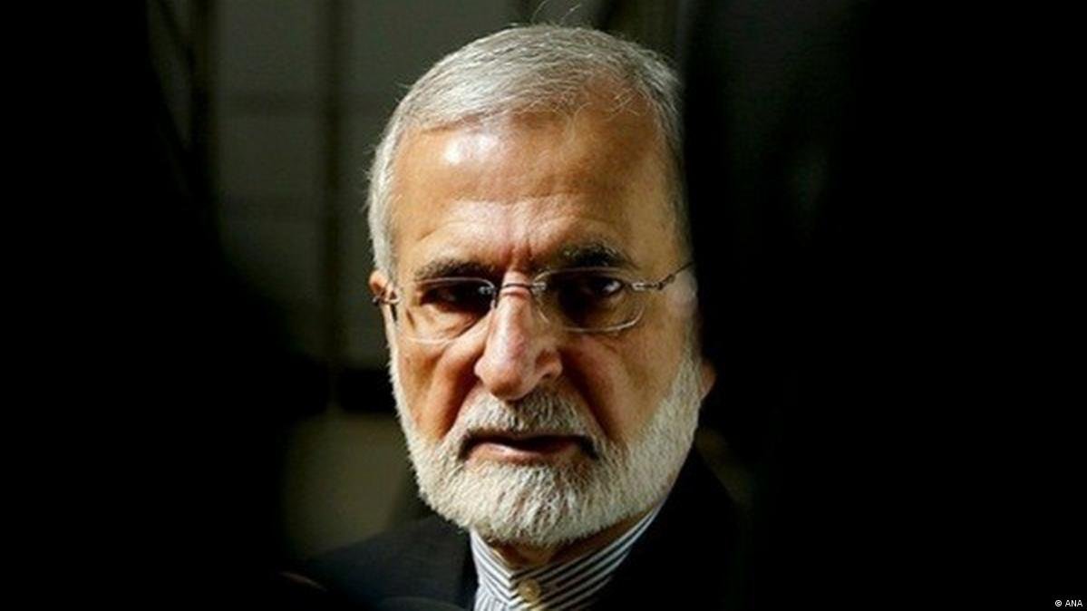 سید کمال خرازی، رئیس شورای راهبردی روابط خارجی ایران و وزیر امور خارجه سابق رژیم اسلامی، عصر امروز بر اثر جراحات وارده درگذشت. او چند روز پیش در حملات هوایی به اقامتگاهش زخمی شده بود.
