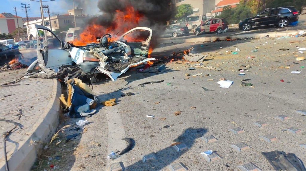 An Israeli drone strike targeted a vehicle in the southern Lebanese city of Tyre, resulting in five fatalities and nine injuries, according to reports.