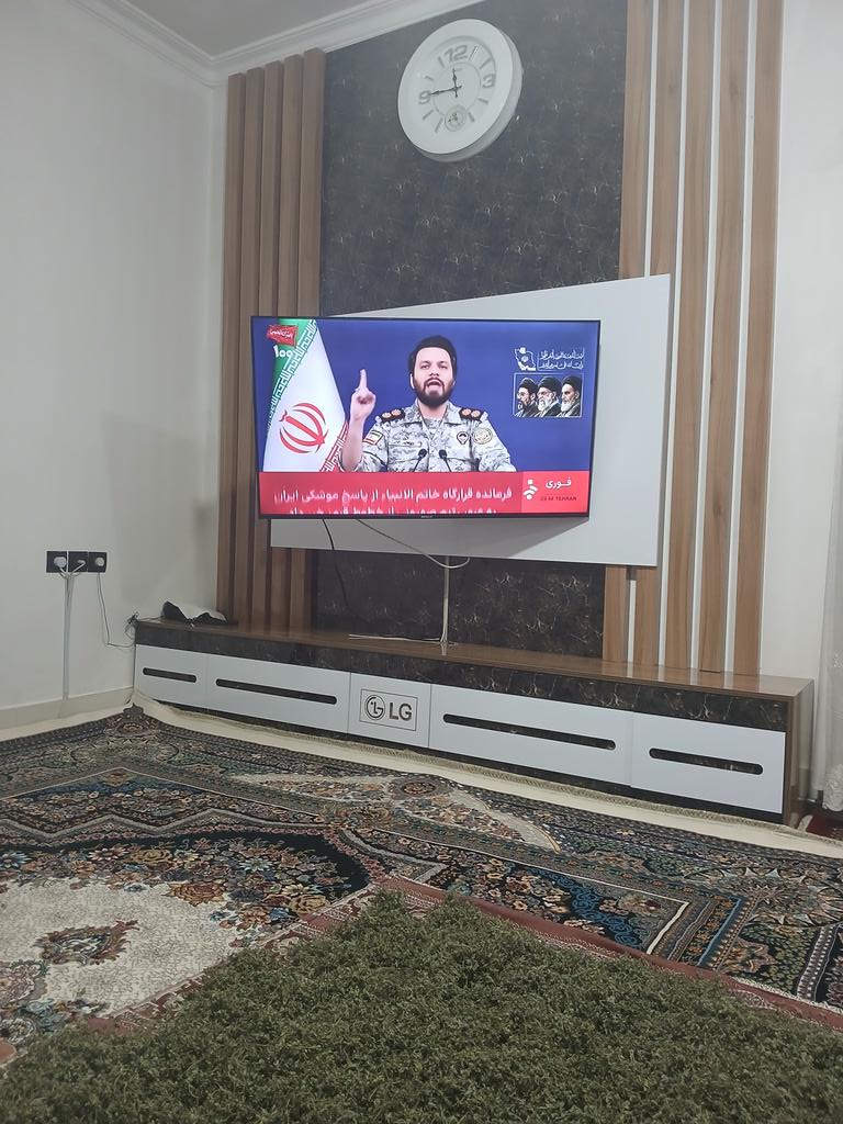 خونه ی ما همیشه پرسروصداست ولی وقتی داداشمون رویت میشه، سکوت وحشتناکی بر خونه حاکم میشه😂