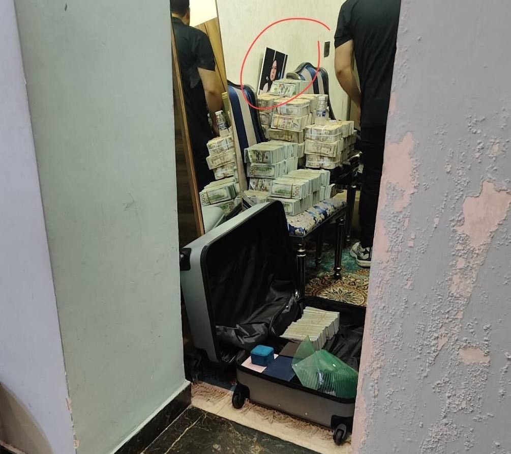 Iraqi authorities arrested 47 officials on corruption charges in Baghdad, according to social media reports, with a photo purportedly showing the home of politician Alia Nusaif.