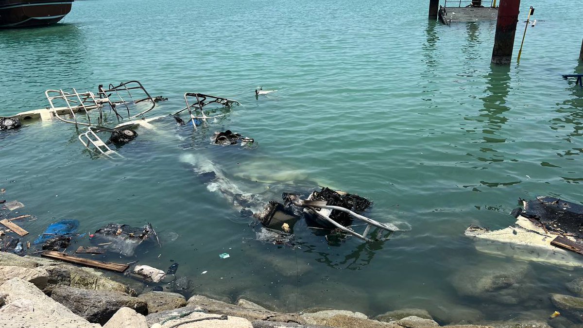 1/2 
Aftermath of U.S strikes on IRGC vessels in Kuhestak, Hormozgan Province, Iran 
(DO NOT WATERMARK)