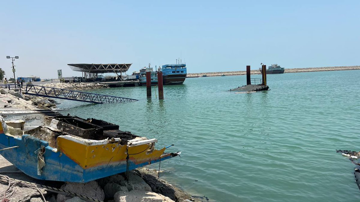 2/2
Aftermath of U.S strikes on IRGC vessels in Kuhestak, Hormozgan Province, Iran
(DO NOT WATERMARK)