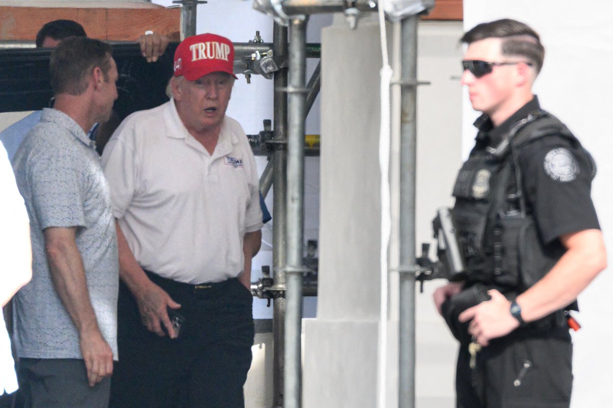President Donald Trump was seen returning to the White House on July 11, 2026, after earlier arriving at his golf club in Virginia, as reported in a retweet by Sh1n from Faytuks Network.