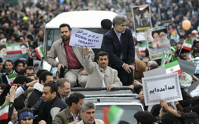 A retweeted analysis suggests that the recent Iran-US-Gulf escalation may be paving the way for an Israeli plan to install Mahmoud Ahmadinejad as a moderate alternative leader, as reported by the New York Times.