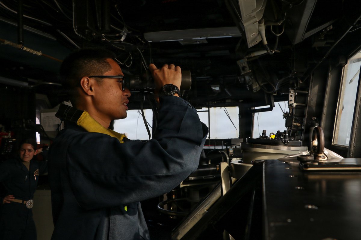 El USS Frank E. Petersen Jr. (DDG 121) patrulló el Mar Arábigo, redirigiendo 17 embarcaciones comerciales, inhabilitando 2 y abordando 2 para hacer cumplir el bloqueo de EE. UU. contra Irán, informó el CENTCOM.