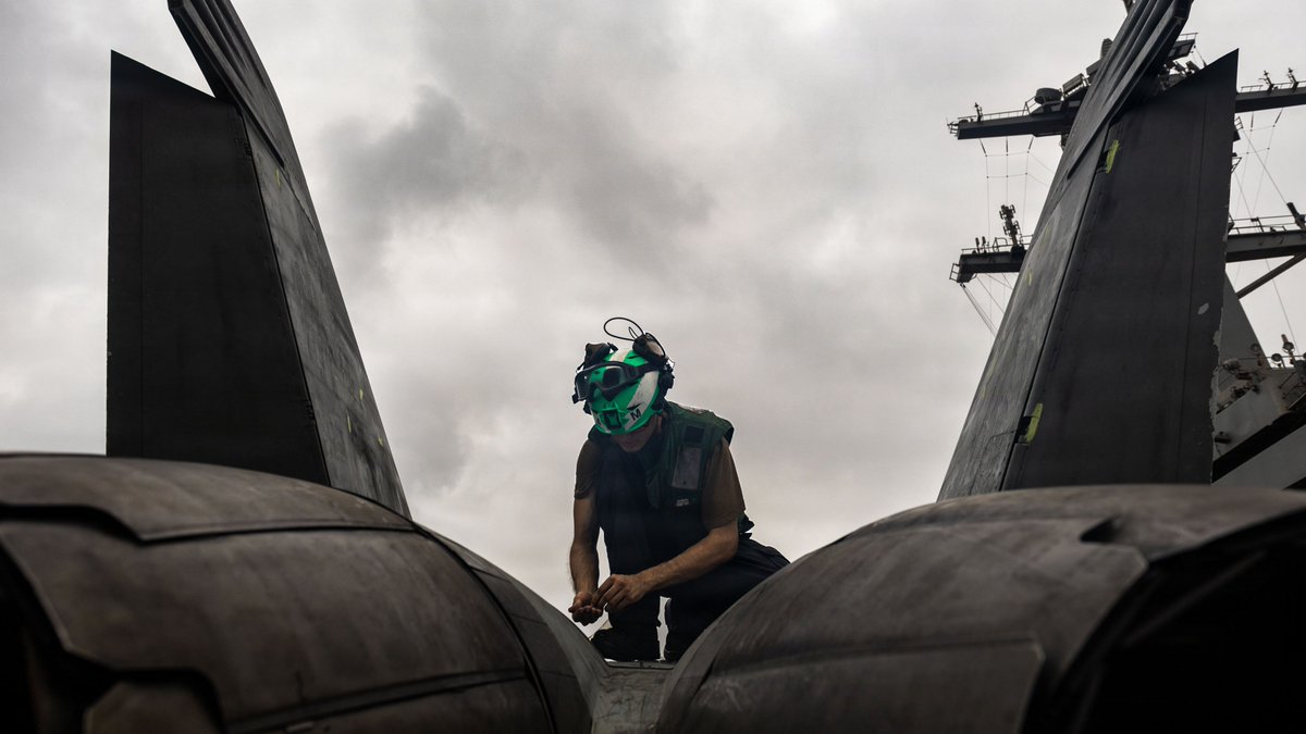 CENTCOM: As of Aug. 8, U.S. Navy has rerouted 53 commercial vessels, disabled 2, and boarded 2 enforcing blockade against Iran. Over 30 ships permitted for humanitarian aid.
Source: @CENTCOM
https://x.com/CENTCOM/status/2086163598112670204