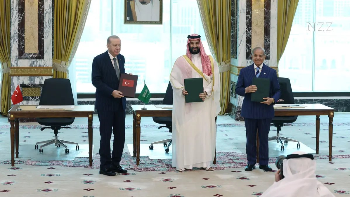 German Analysis Questions Whether Saudi-Turkish-Pakistani 'Mini-NATO' Will Bring Security or Chaos