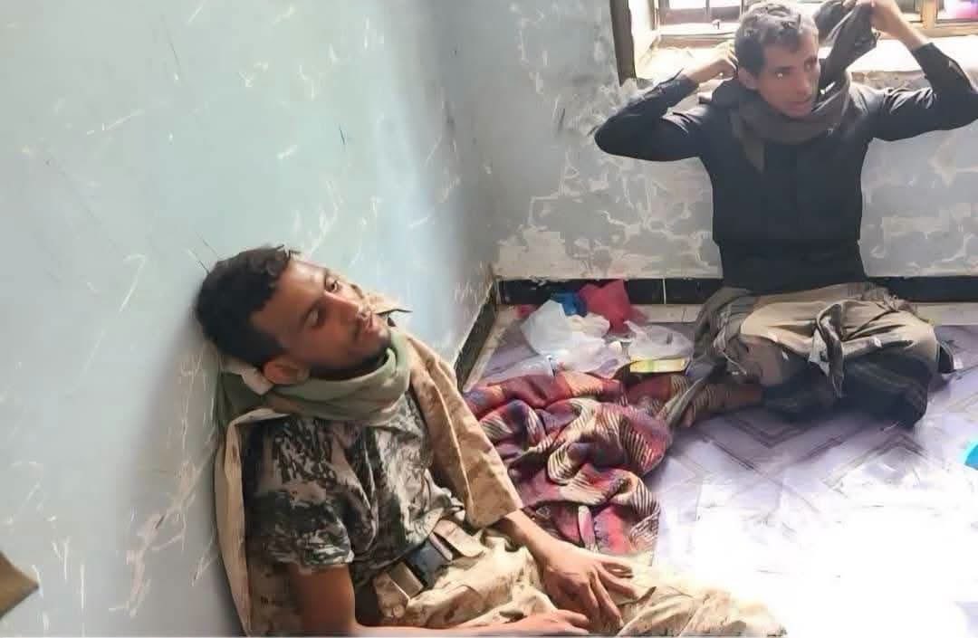 The Houthis launched a broad overnight assault west of #Taiz, using artillery, missiles &amp; drones before advancing on several positions in Maqbanah district.

The offensive sought to push toward the Taiz–Mokha road and disrupt govt supply routes.

Govt forces repelled the
