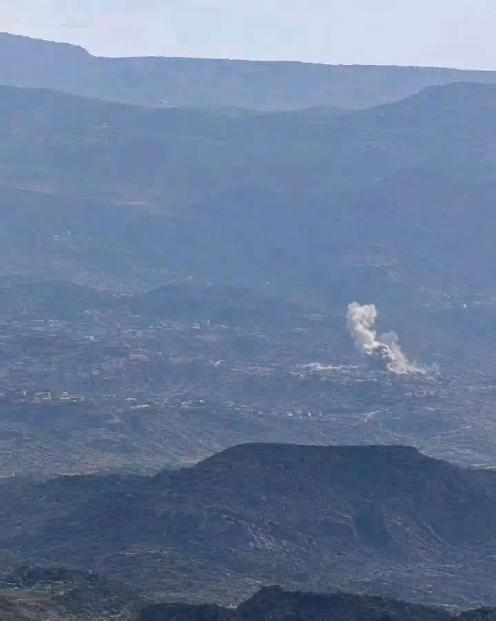 Strikes Reported on Houthi Positions and Equipment in Taiz and Mokha