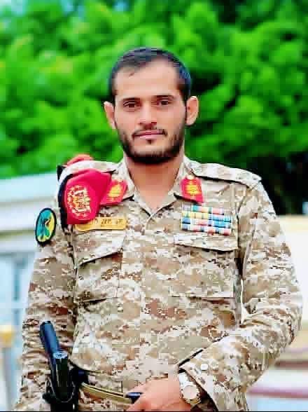 A senior Houthi commander, Gen. Firaq Mohsen al-Assar was killed with six of his guards on the Kahboub front near the Bab al-Mandab Strait.
Al-Assar commanded the Houthis’ 1st Commando Brigade and previously fought on the #Marib front.
#Yemen