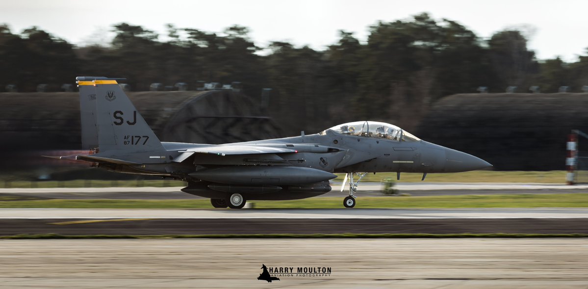 UPDATE: Coronet East 117 - "SJ" F-15Es Go Home! #IranWar
The 12x F-15E "Strike Eagle" jets of 4th Fighter Wing (SJ tails) currently in the UK will continue their journey home to the US this afternoon, with tankers filing now to take them:
Cell 1:
KC-46A "CLEAN73" 21-46094 #AE63CA
KC-46A "CLEAN74" 17-46034 #AE5E0F
KC-46A "CLEAN75" 18-46050 #AE5F9D
F-15E "TABOR11" 90-0229 (SJ)
F-15E "TABOR12" 89-0478 (SJ)
F-15E "TABOR13" 87-0193 (SJ)
F-15E "TABOR14" 87-0177 (SJ)
F-15E "TABOR15" 88-1704 (SJ)
F-15E "TABOR16" 88-1670 (SJ)
Cell 2:
KC-46A "CLEAN83" 23-46116 #AE44FF
KC-46A "CLEAN84" (Awaits)
KC-46A" CLEAN85" 18-46047 #AE5F9A
F-15E "TABOR21" 89-0490 (SJ)
F-15E "TABOR22" 87-0181 (SJ)
F-15E "TABOR23" 89-0492 (SJ)
F-15E "TABOR24" 89-0505 (SJ)
F-15E "TABOR25" 87-0196 (SJ)
F-15E "TABOR26" 88-1703 (SJ)
Photos via @havoc_aviation, used with permission
@MATA_osint @ArmchairAdml @AUX_OSINT @LatAmMilMVMTs @vcdgf555 @steffanwatkins